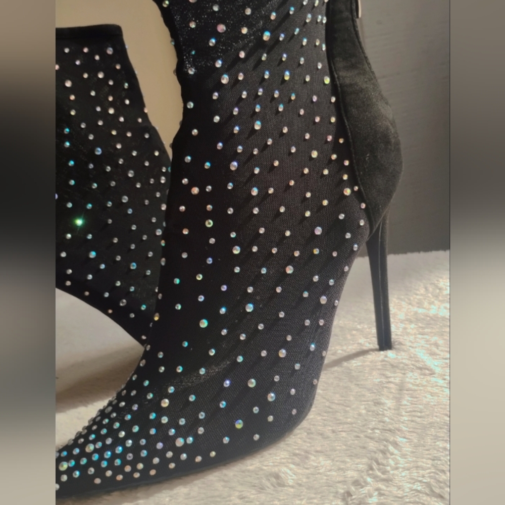Liliana Black Ankle Boots With Rhinestone Detailing - Picture 13 of 14